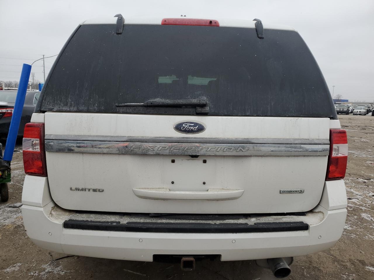2017 Ford Expedition VIN 1FMJU2AT7HEA30460 Copart auction photo, front end / side damage thumbnail 6