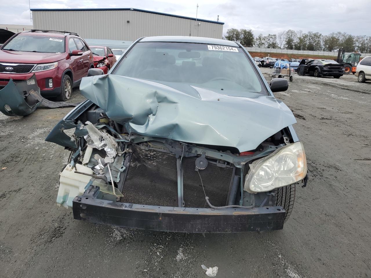 2007 Toyota Corolla VIN 2T1BR32E27C714561 Copart auction photo, front end / side damage thumbnail 5