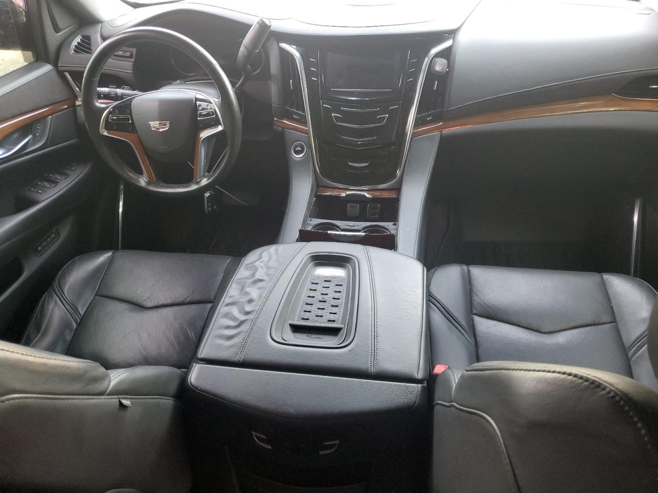 2017 Cadillac Escalade VIN 1GYS4BKJ2HR153933 Copart auction photo, side / minor dent/scratches damage thumbnail 8