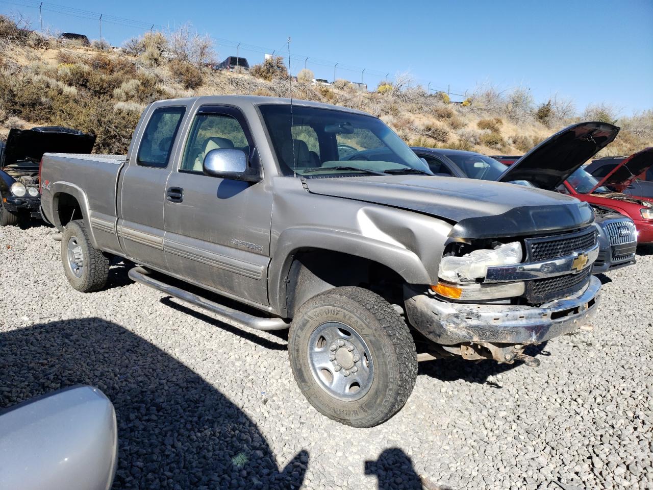 2002 Chevrolet Silverado VIN 1GCHK29U82E209135 Copart auction photo, front end damage thumbnail 4
