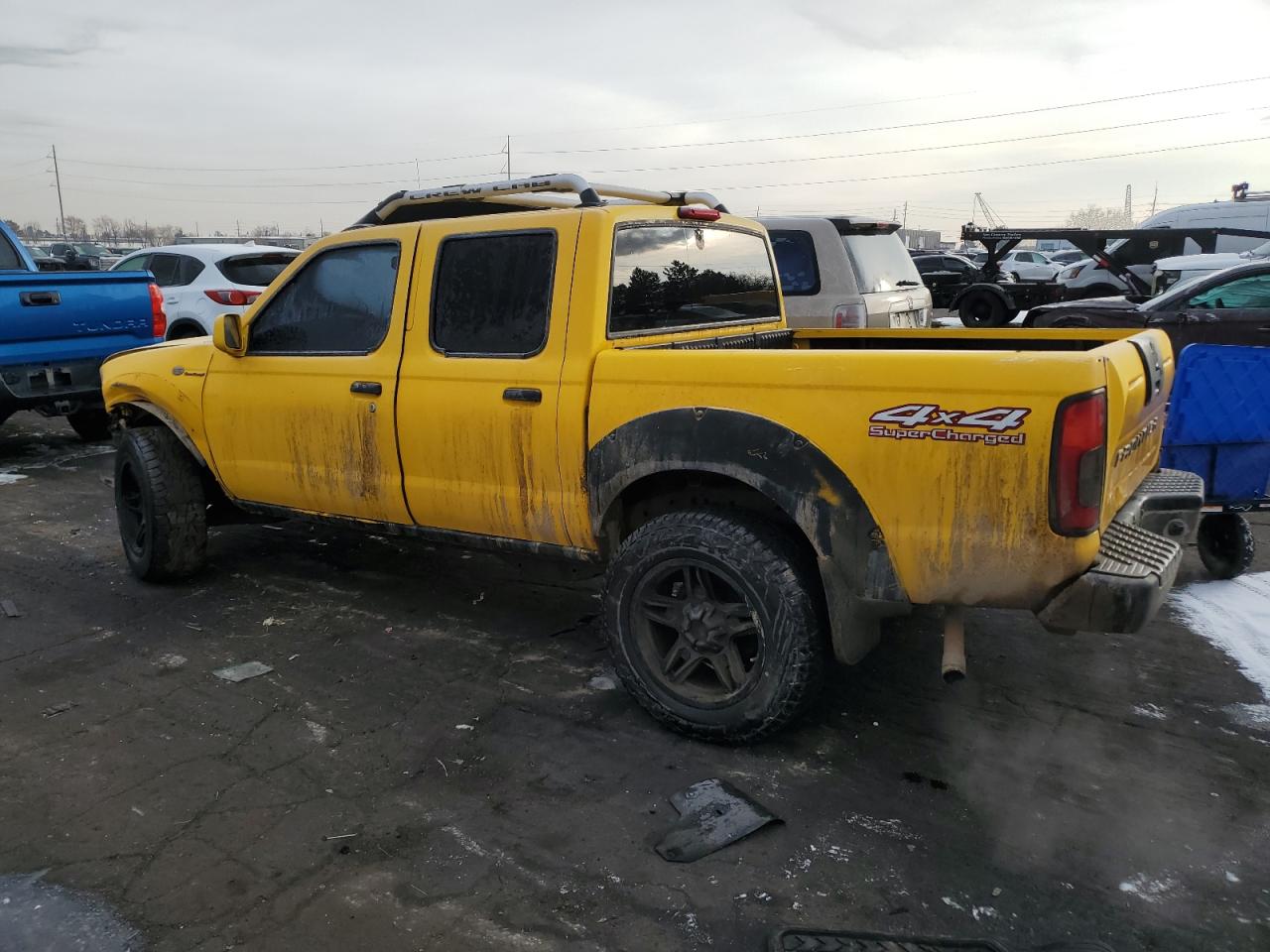 2001 Nissan Navara (Frontier) VIN 1N6MD27Y51C373562 Copart auction photo, front end damage thumbnail 2