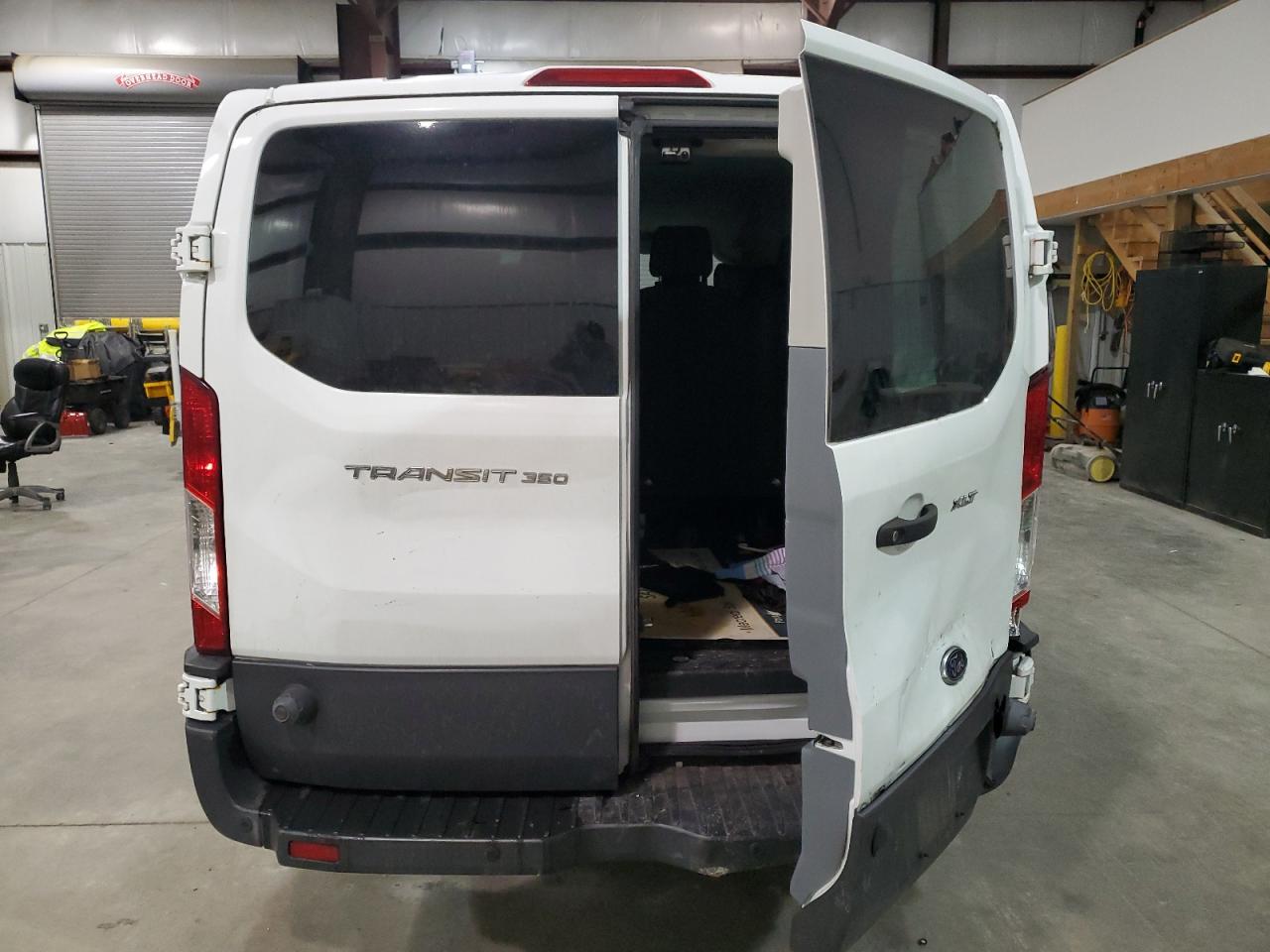 2018 Ford Transit VIN 1FBZX2YM4JKA73064 Copart auction photo, front end / rear end damage thumbnail 6