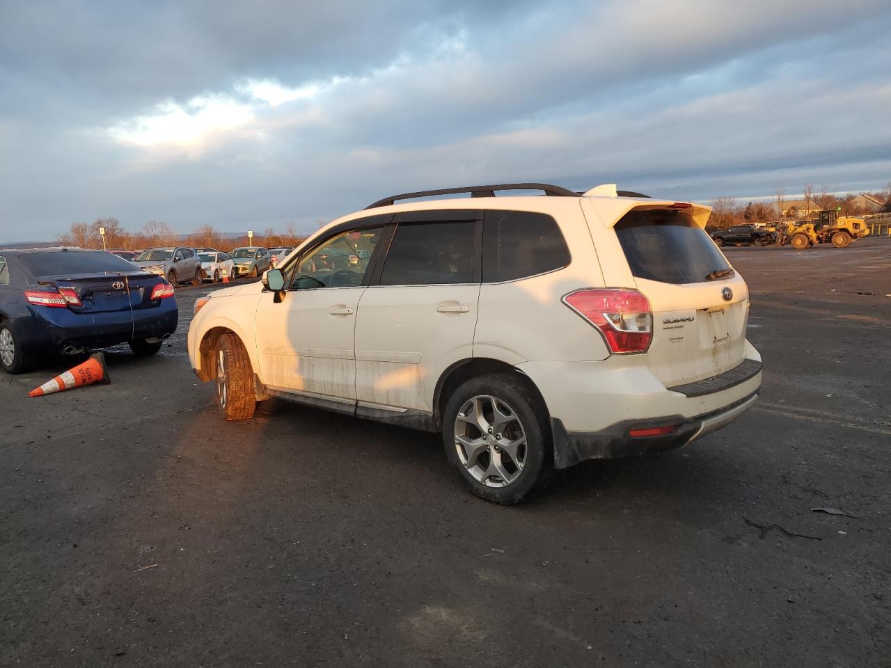 2016 Subaru Forester VIN JF2SJAXC2GH416916 Copart auction photo, side / front end damage thumbnail 2