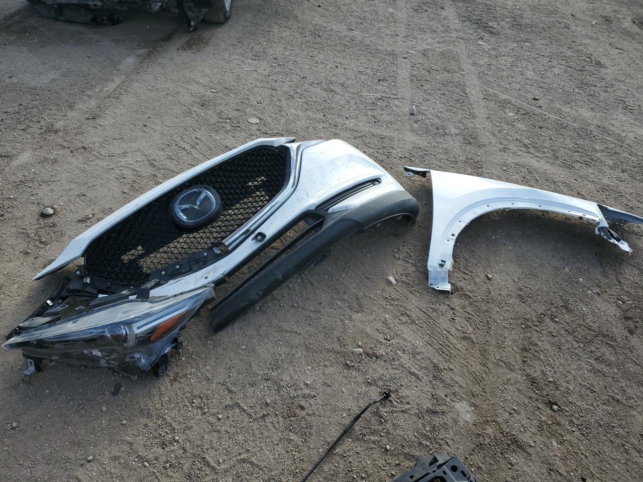 2018 Mazda CX-5 VIN JM3KFBDM5J0378405 Copart auction photo, front end / hail damage thumbnail 13