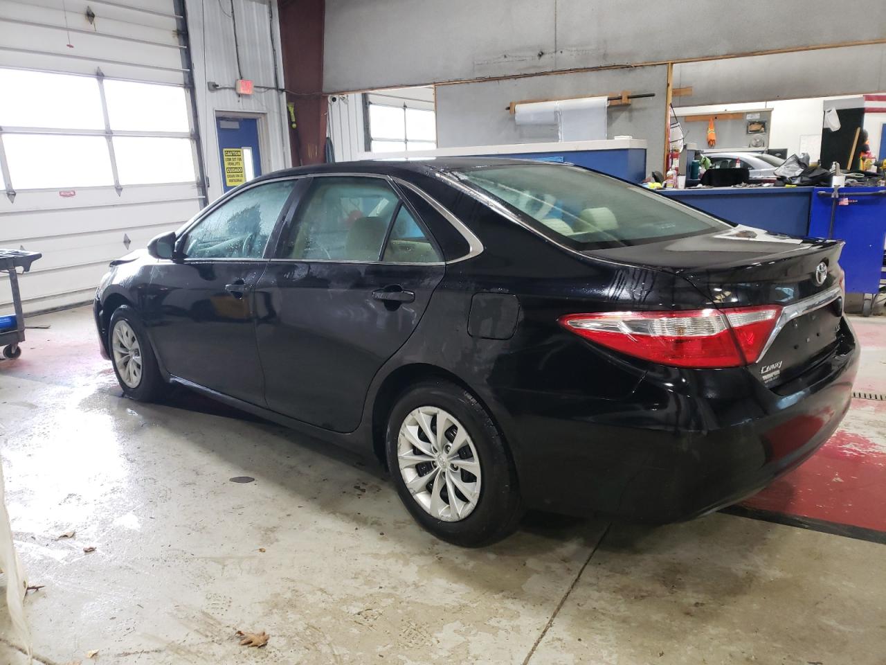 2015 Toyota Camry VIN 4T4BF1FK1FR503514 Copart auction photo, front end damage thumbnail 2