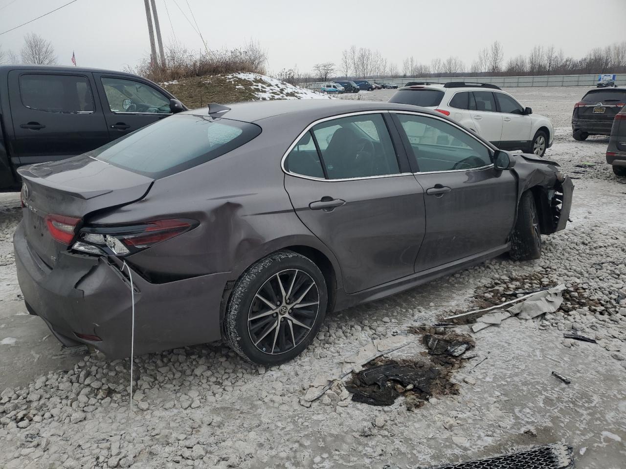 2022 Toyota Camry VIN 4T1G11AK0NU051172 Copart auction photo, all over damage thumbnail 3