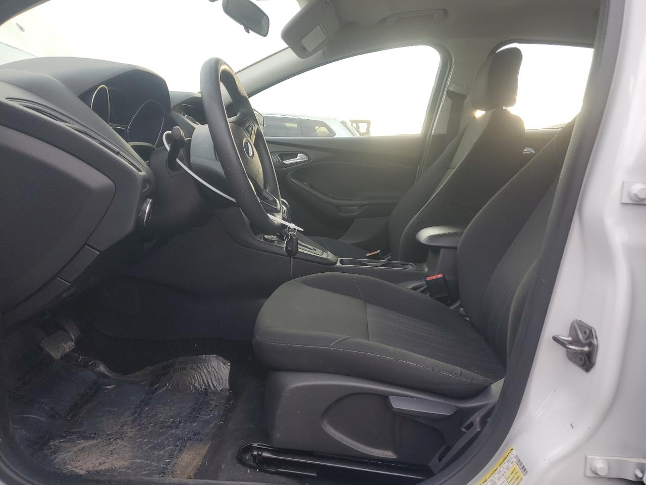 2015 Ford Focus VIN 1FADP3F28FL382346 Copart auction photo, front end / minor dent/scratches damage thumbnail 7