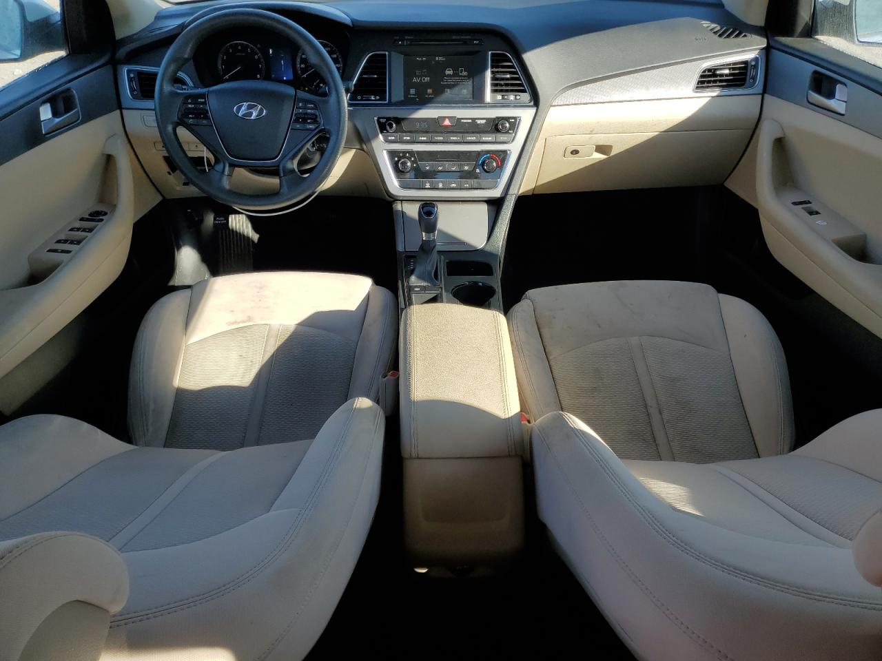 2017 Hyundai Sonata VIN 5NPE24AF3HH496517 Copart auction photo, normal wear damage thumbnail 8