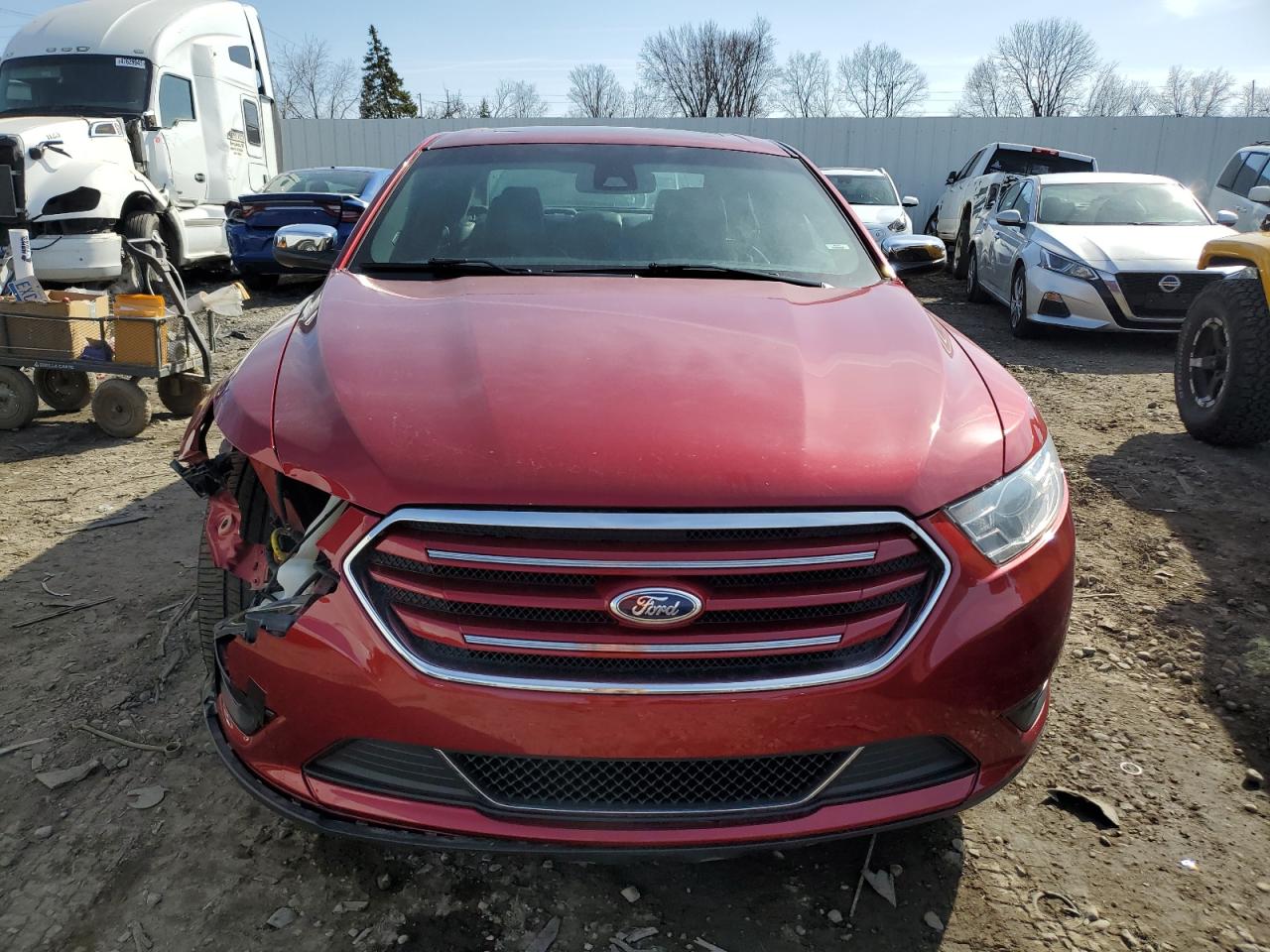 2015 Ford Taurus VIN 1FAHP2F80FG120782 Copart auction photo, front end damage thumbnail 5
