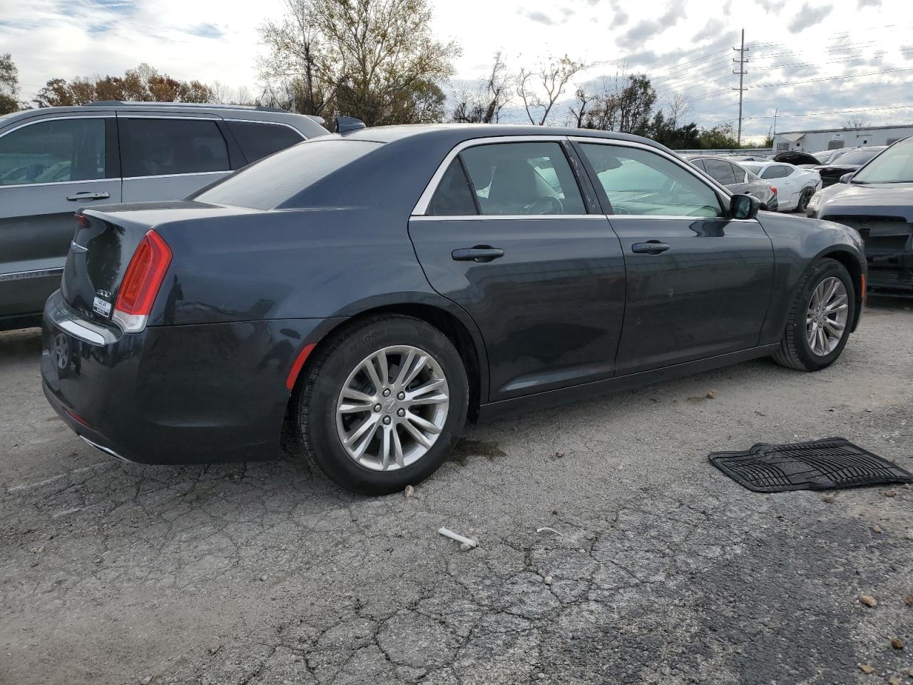 2018 Chrysler 300 VIN 2C3CCAAG5JH265181 Copart auction photo, side damage thumbnail 3