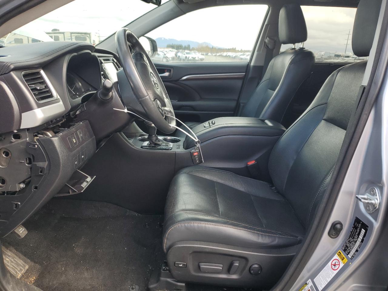 2016 Toyota Highlander VIN 5TDDKRFH9GS237011 Copart auction photo, front end damage thumbnail 7