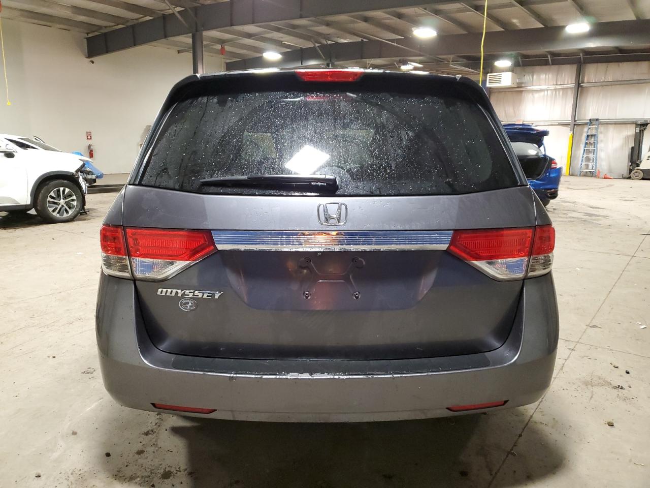2016 Honda Odyssey VIN 5FNRL5H66GB090397 Copart auction photo, vandalism damage thumbnail 6