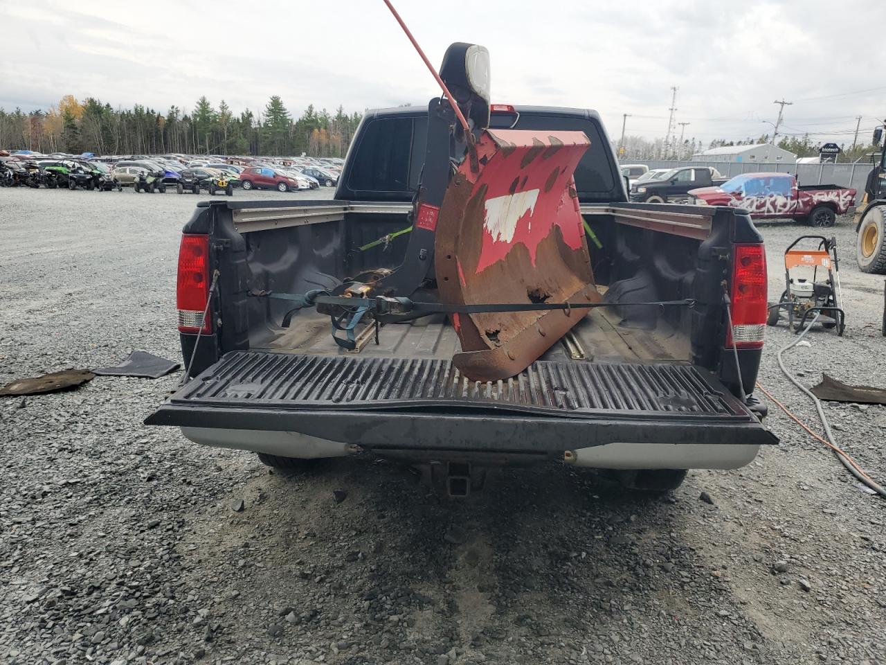2011 Nissan Titan VIN 1N6AA0CC2BN324013 Copart auction photo, undercarriage damage thumbnail 6