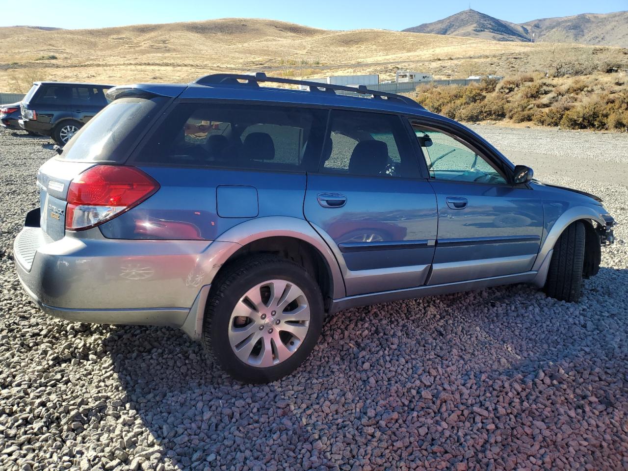2009 Subaru Outback VIN 4S4BP66C497323945 Copart auction photo, front end / side damage thumbnail 3