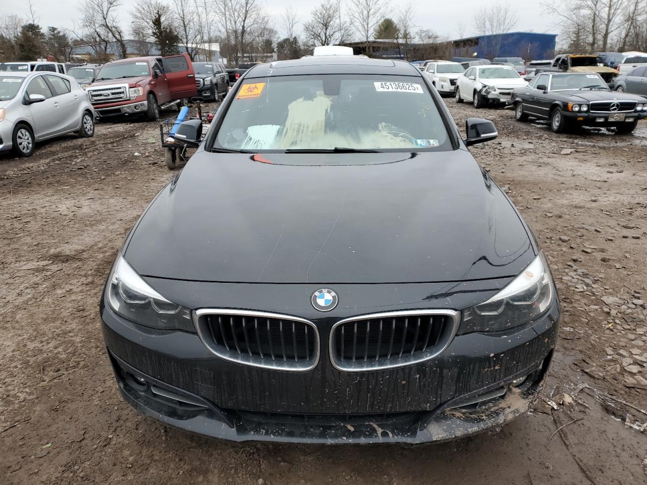 2017 BMW 3er VIN WBA8Z9C38HG827411 Copart auction photo, vandalism damage thumbnail 5