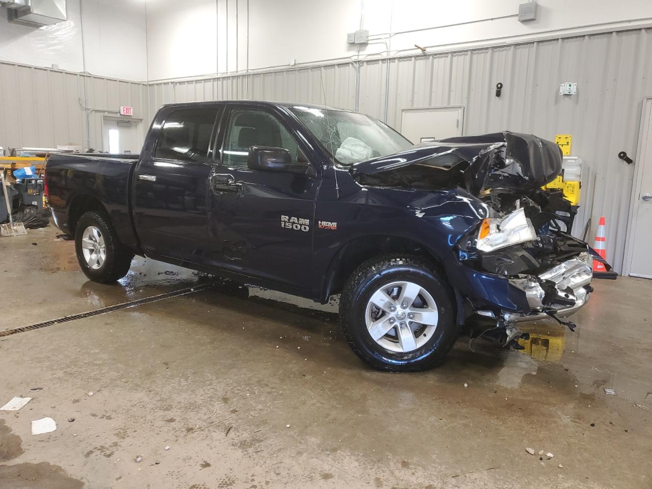2017 RAM 1500 VIN 1C6RR7LT4HS672324 Copart auction photo, front end / mechanical damage thumbnail 4