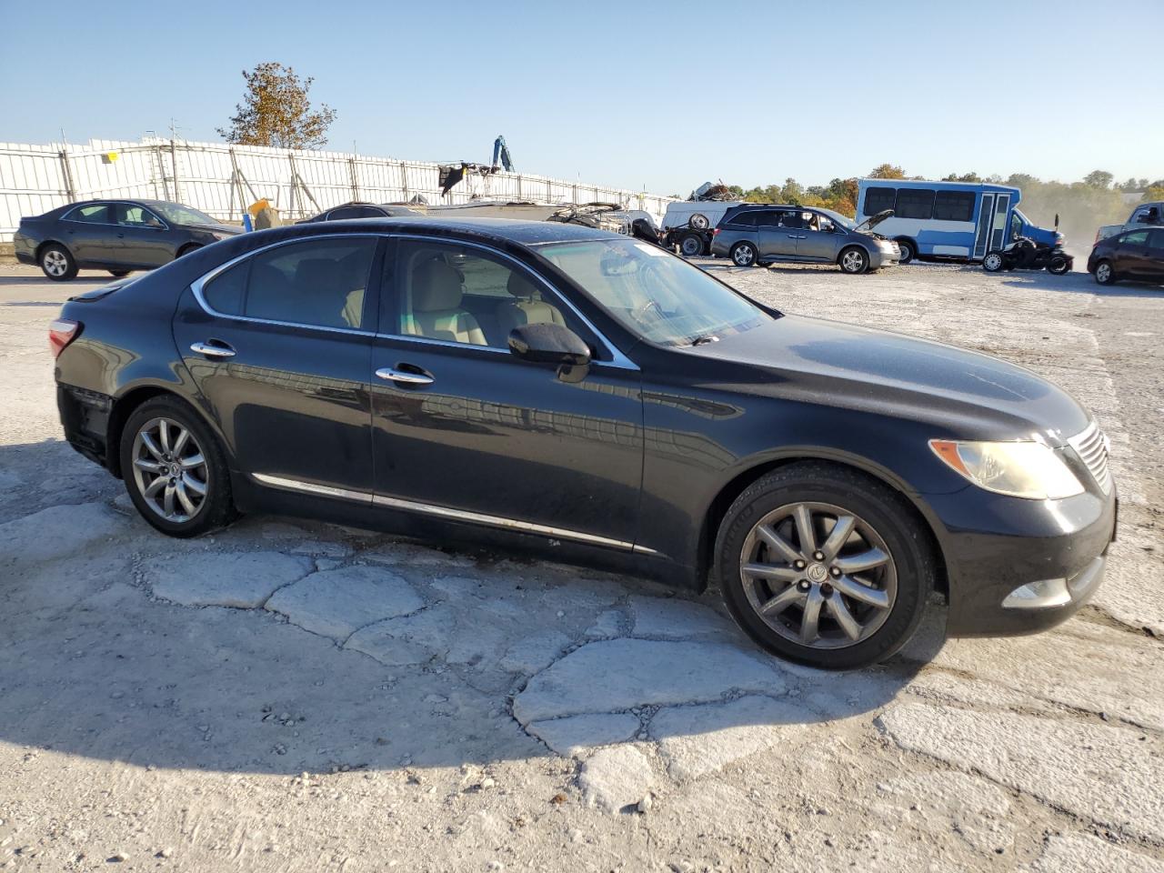 2008 Lexus LS VIN JTHBL46FX85070010 Copart auction photo, rear end damage thumbnail 4