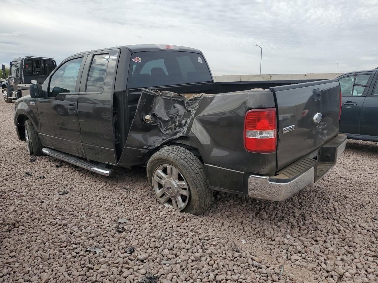 2007 Ford F-150 VIN 1FTRX12W57KC78966 Copart auction photo, side / rear end damage thumbnail 2