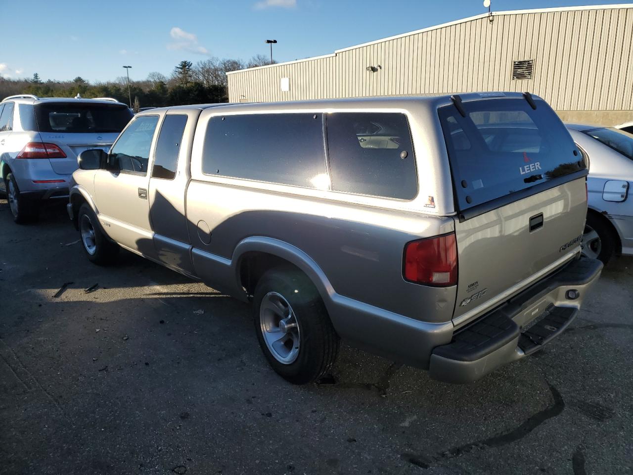 2002 Chevrolet S-10 Pickup VIN 1GCCS19W928130934 Copart auction photo, side damage thumbnail 2