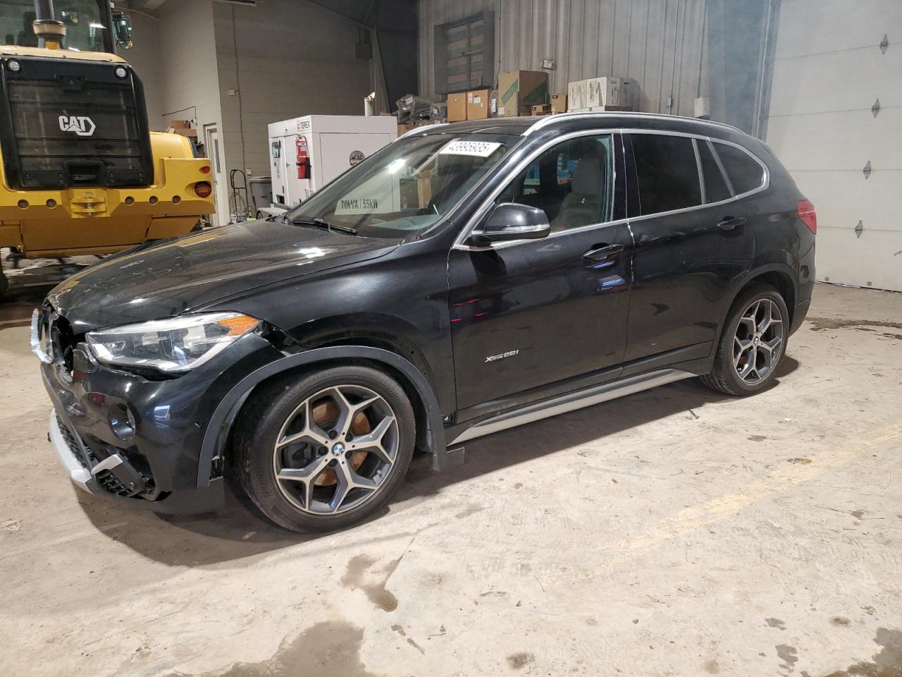 2016 BMW X1 VIN WBXHT3C32G5E51404