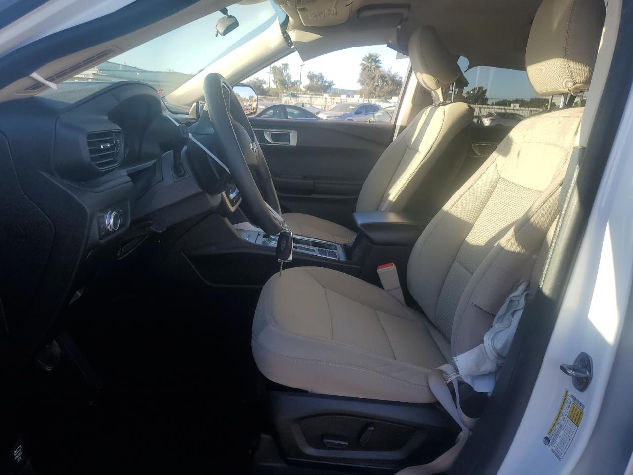 2020 Ford Explorer VIN 1FMSK7BH3LGD17566 Copart auction photo, side damage thumbnail 7