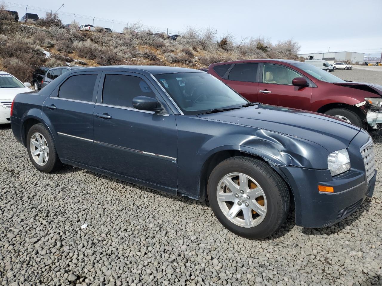 2007 Chrysler 300 VIN 2C3KA53G47H827781 Copart auction photo, front end damage thumbnail 4
