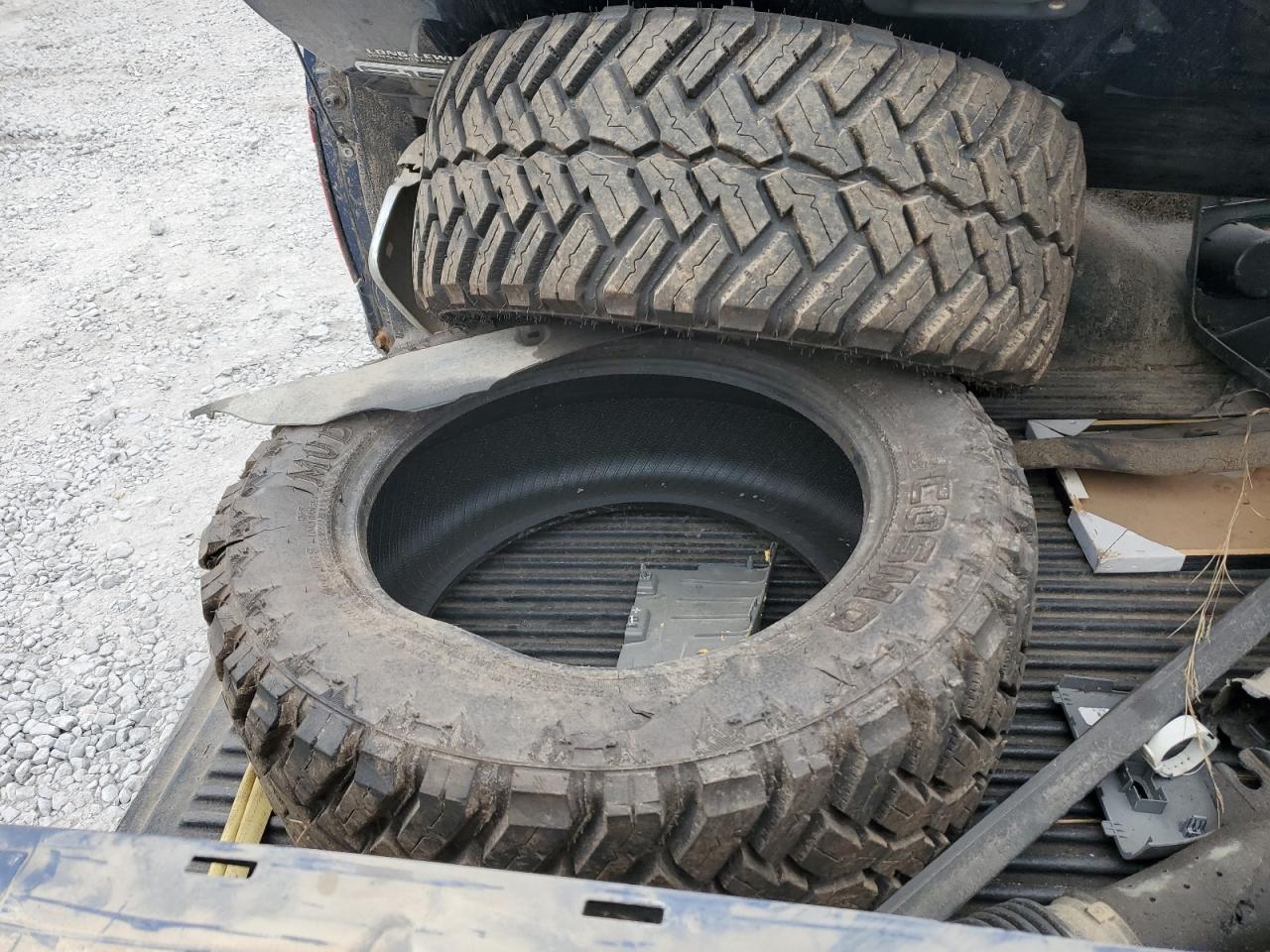 2007 Ford F-150 VIN 1FTPW14V07FA36786 Copart auction photo, all over damage thumbnail 14