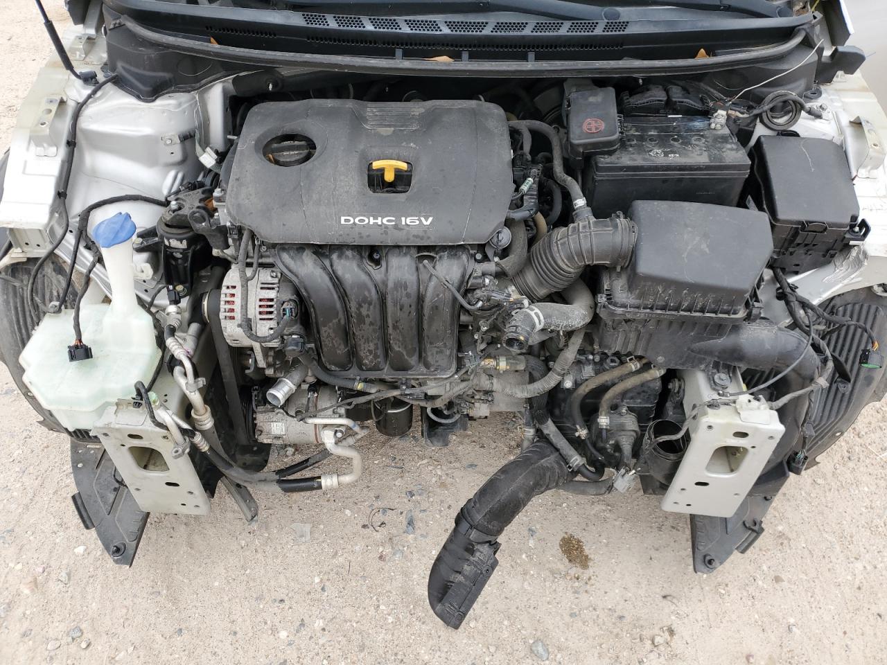 2017 KIA Forte VIN 3KPFK4A79HE070008 Copart auction photo, front end / minor dent/scratches damage thumbnail 12
