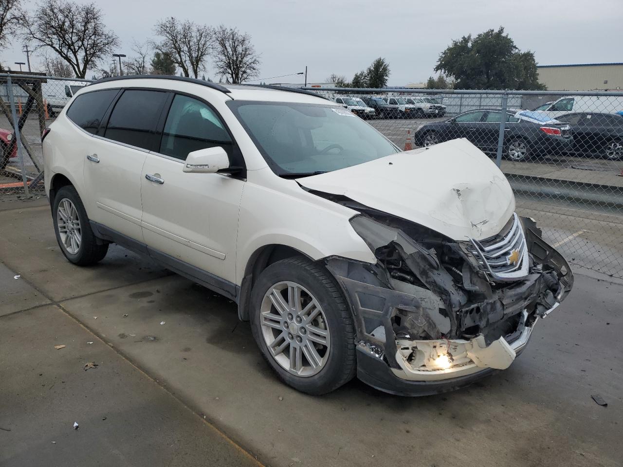 2014 Chevrolet Traverse VIN 1GNKRGKD4EJ210844 Copart auction photo, front end damage thumbnail 4