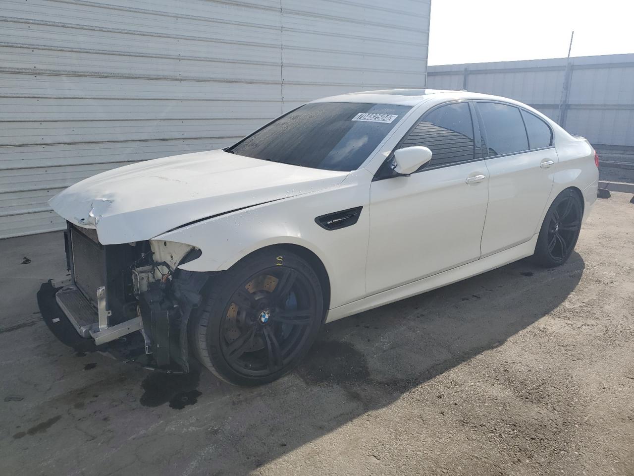 2014 BMW M5 VIN WBSFV9C54ED097462 - Copart auction photo