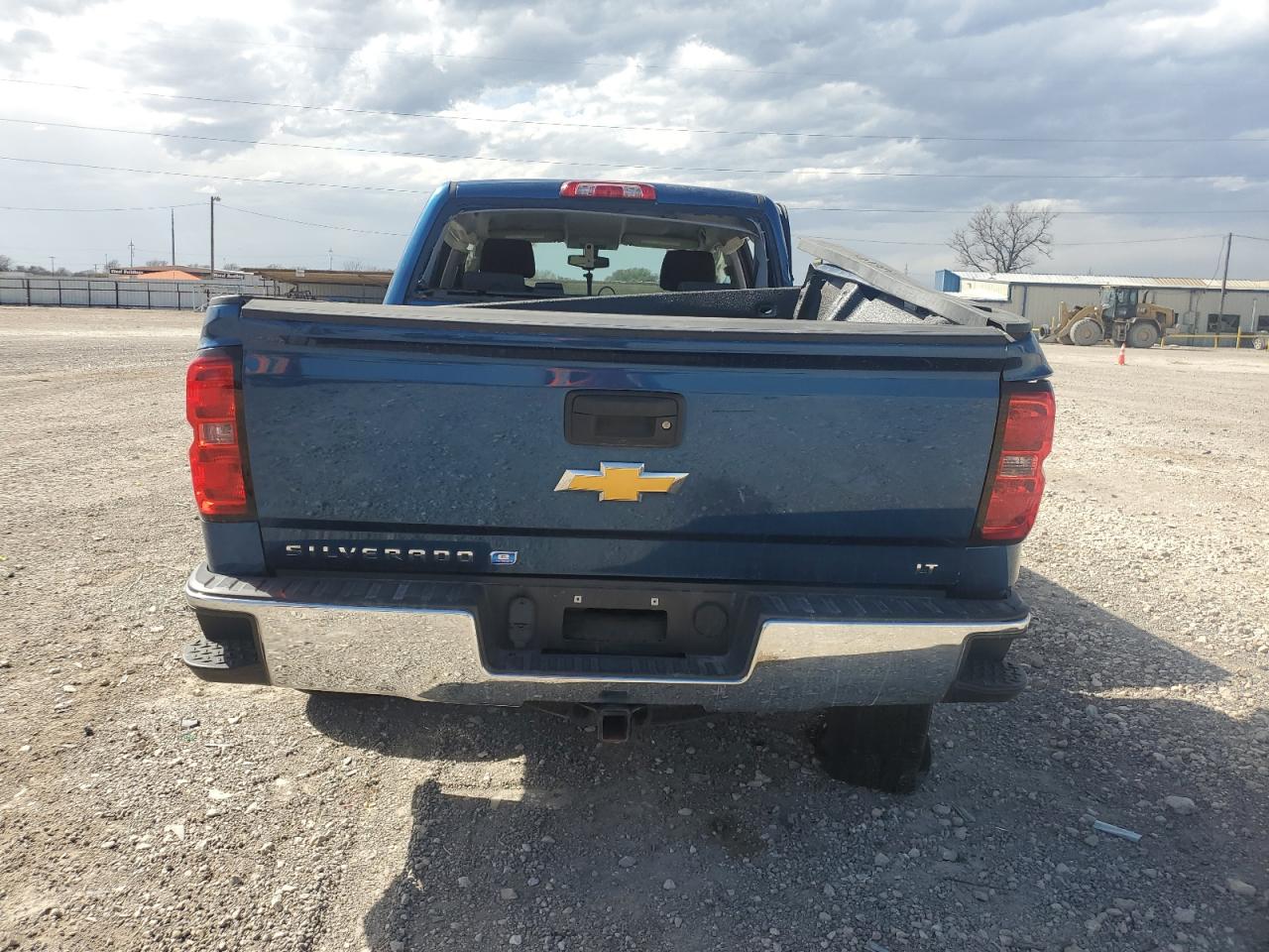 2018 Chevrolet Silverado VIN 3GCUCRER9JG405808 Copart auction photo, rear end / side damage thumbnail 6