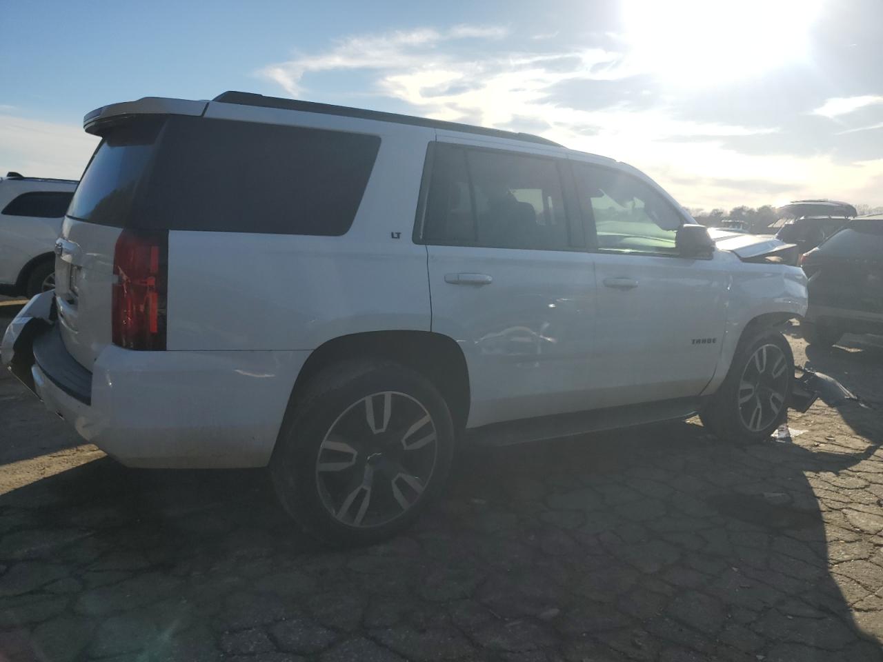 2020 Chevrolet Tahoe VIN 1GNSCBKCXLR181134 Copart auction photo, front end damage thumbnail 3