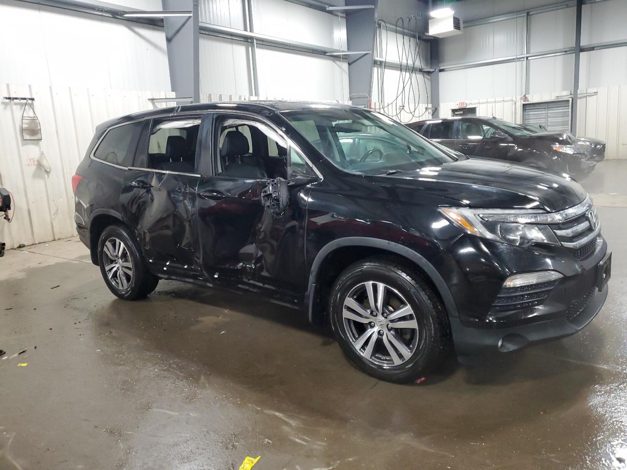 2017 Honda Pilot VIN 5FNYF6H55HB091431 Copart auction photo, side damage thumbnail 4