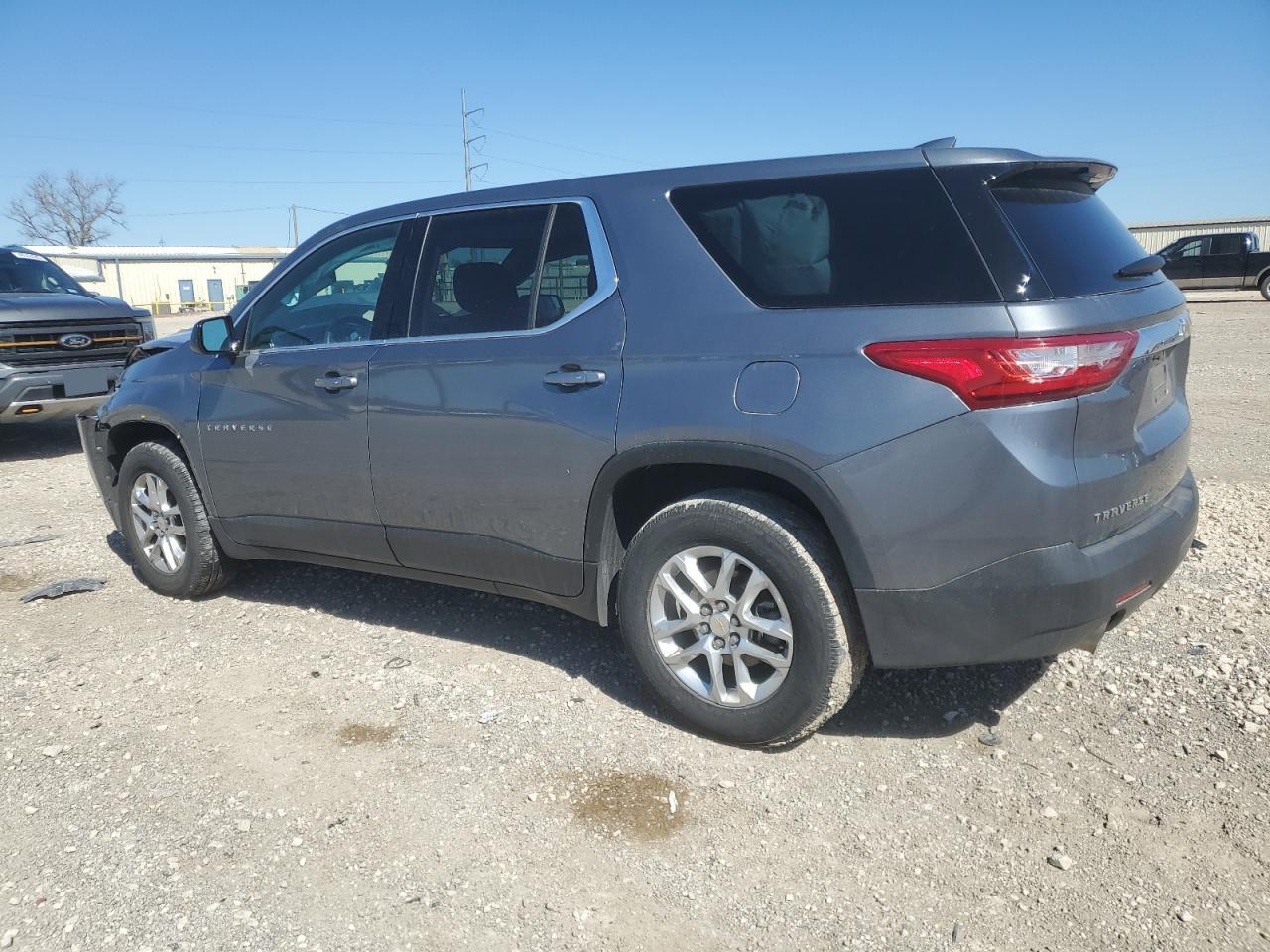 2019 Chevrolet Traverse VIN 1GNERFKW1KJ119888 Copart auction photo, front end damage thumbnail 2