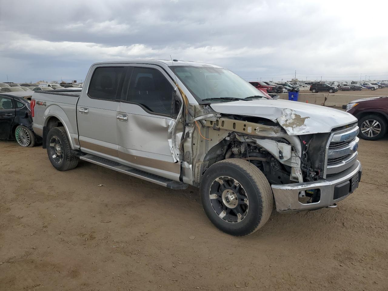 2015 Ford F-150 VIN 1FTEW1EP6FKD36216 Copart auction photo, front end / side damage thumbnail 4