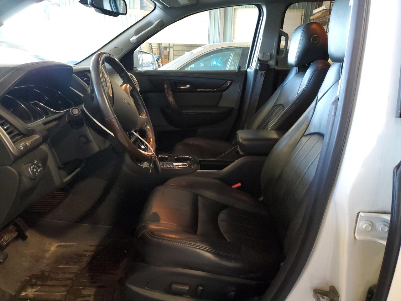 2014 GMC Acadia VIN 1GKKVTKD7EJ303133 Copart auction photo, front end / minor dent/scratches damage thumbnail 7