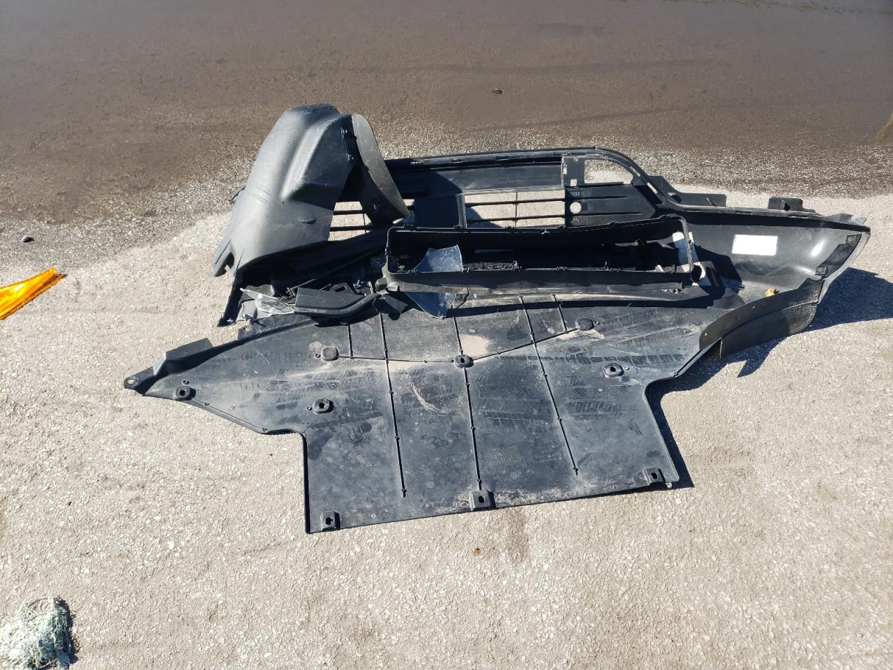 2023 Ford Explorer VIN 1FMSK8FH3PGA16284 Copart auction photo, front end / minor dent/scratches damage thumbnail 15