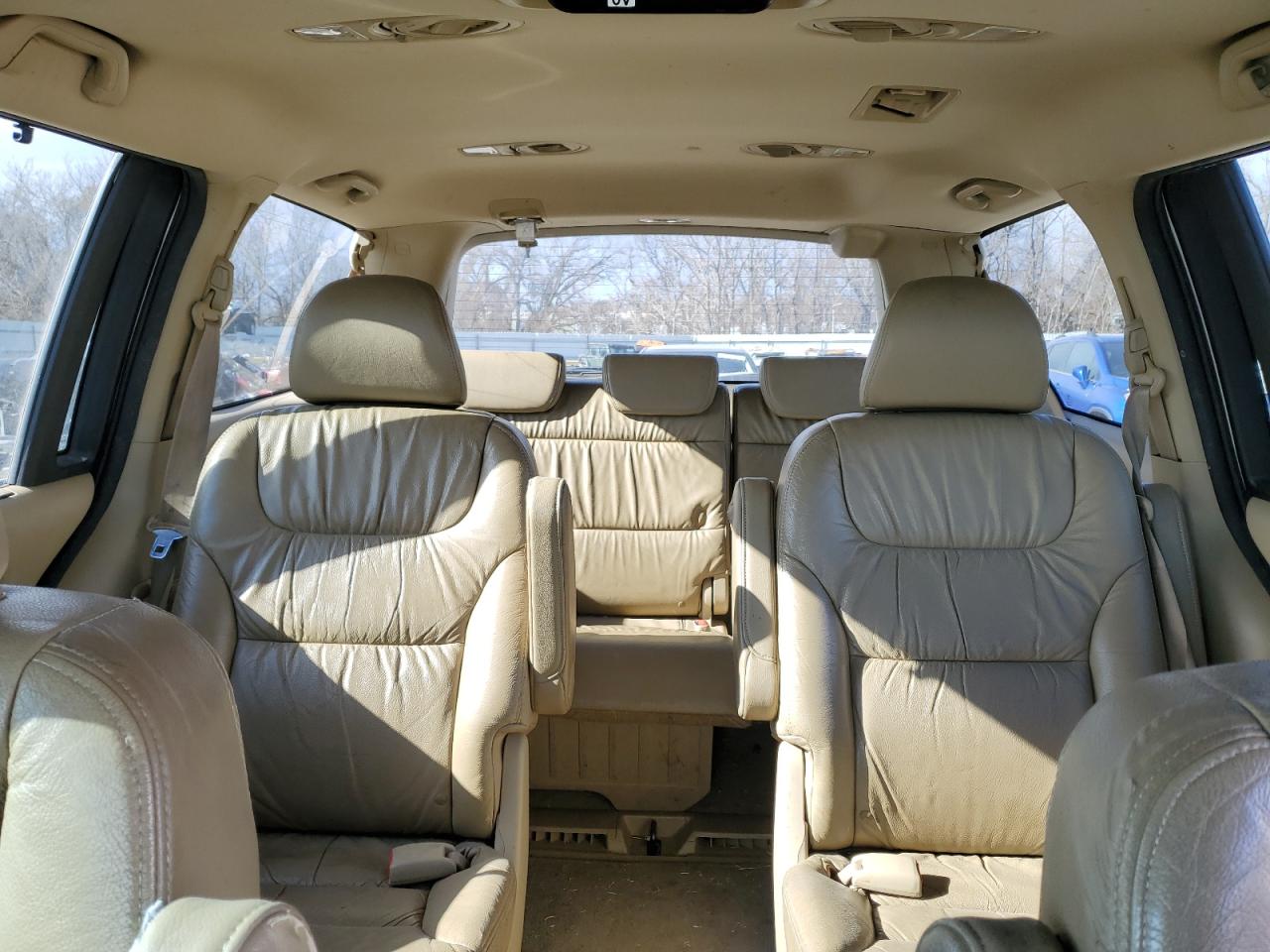 2010 Honda Odyssey VIN 5FNRL3H96AB005385 Copart auction photo, rear end / minor dent/scratches damage thumbnail 10