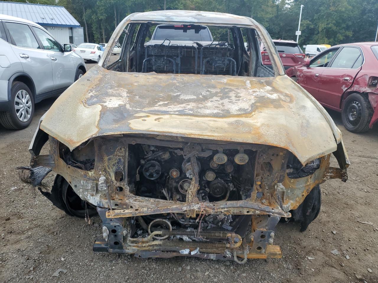 2020 Toyota Tacoma VIN 3TMCZ5AN9LM313818 Copart auction photo, burn damage thumbnail 5