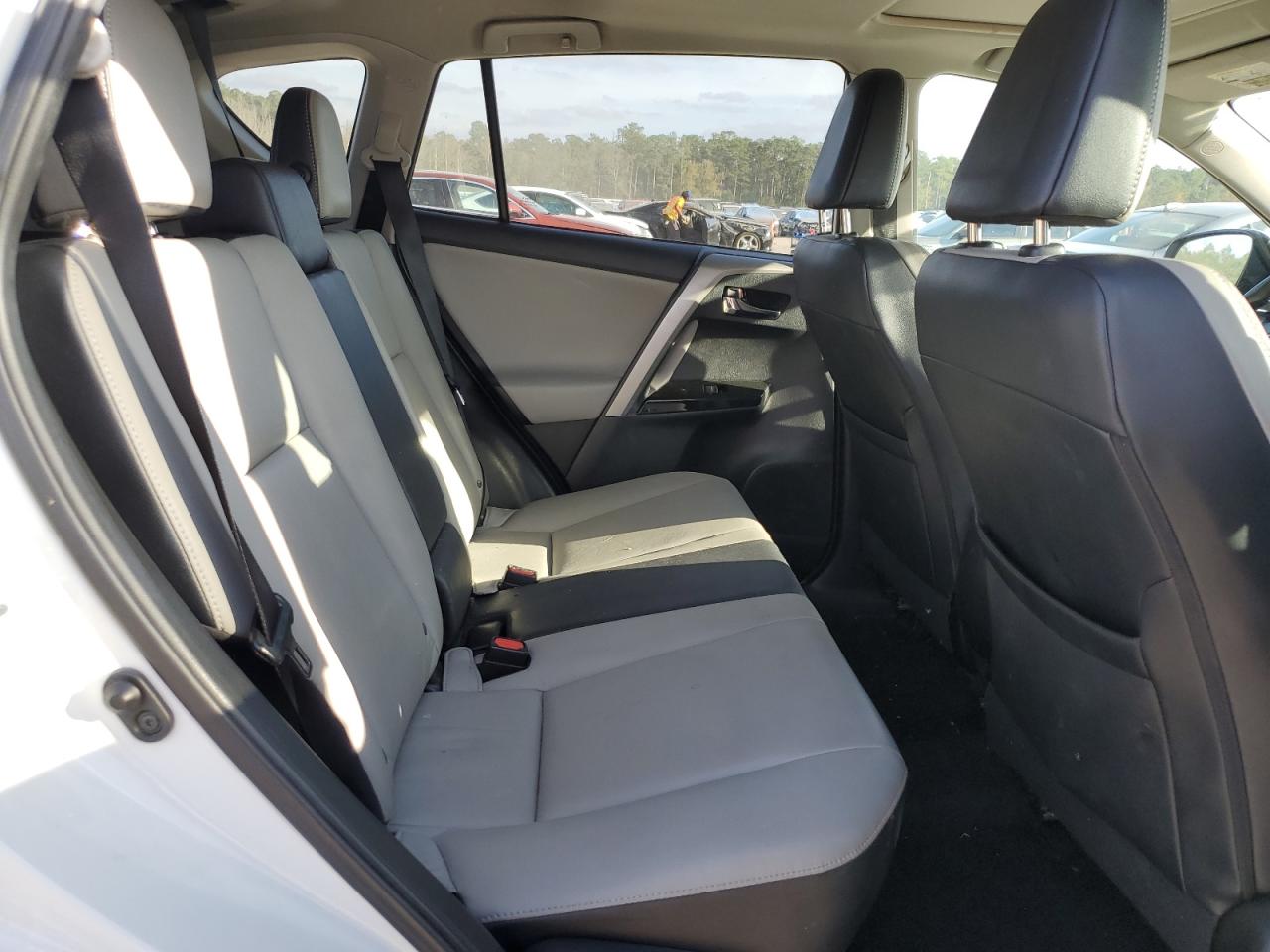 2016 Toyota RAV 4 VIN 2T3DFREV0GW459222 Copart auction photo, front end damage thumbnail 11
