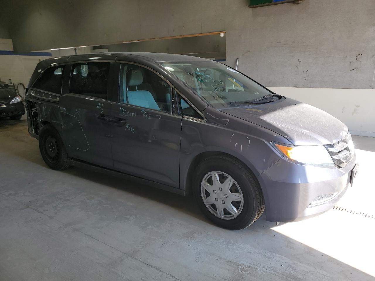 2016 Honda Odyssey VIN 5FNRL5H23GB036942 Copart auction photo, rear end damage thumbnail 4