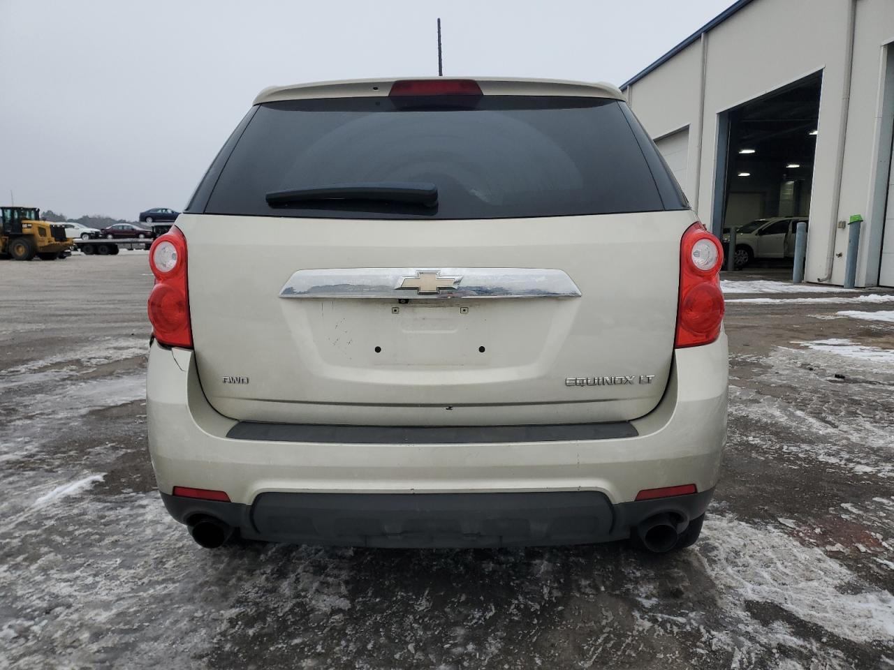 2015 Chevrolet Equinox VIN 2GNFLFE34F6179657 Copart auction photo, all over damage thumbnail 6