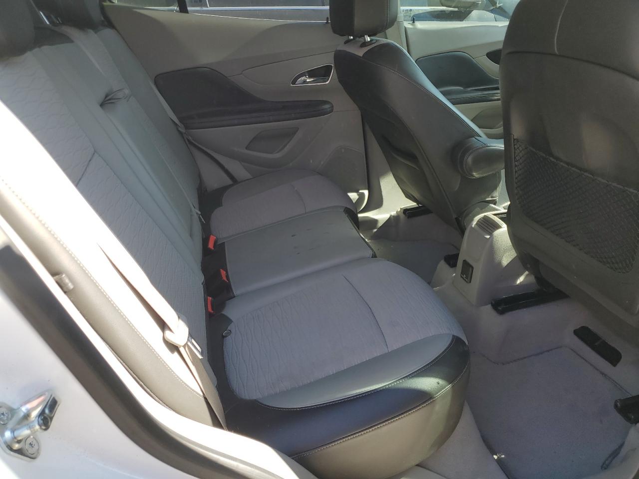 2016 Buick Encore VIN KL4CJ1SM4GB594181 Copart auction photo, rear end / minor dent/scratches damage thumbnail 11