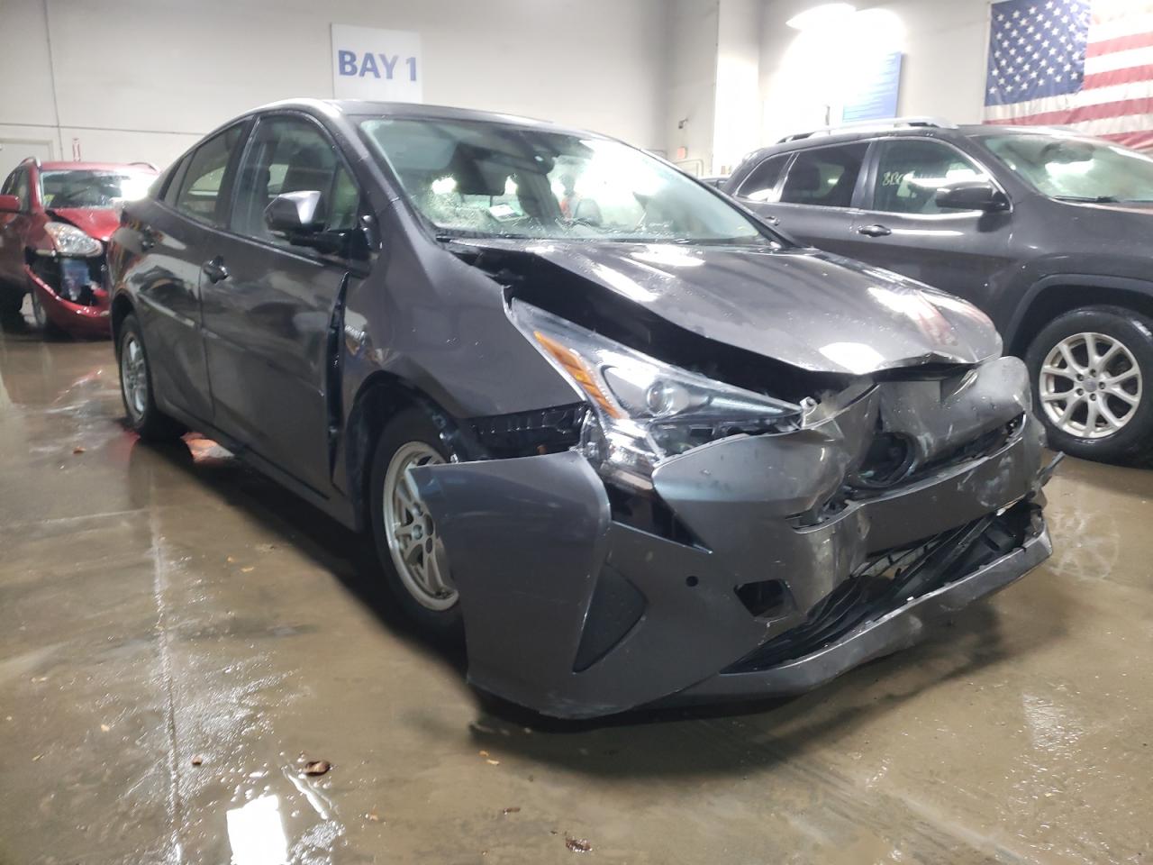 2017 Toyota Prius VIN JTDKARFU0H3542441 Copart auction photo, front end / side damage thumbnail 4