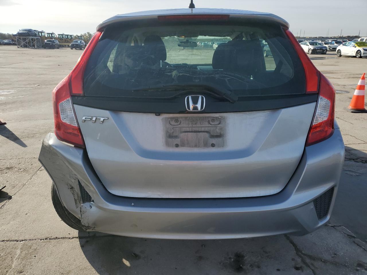 2017 Honda Fit VIN 3HGGK5H5XHM709163 Copart auction photo, rear end damage thumbnail 6