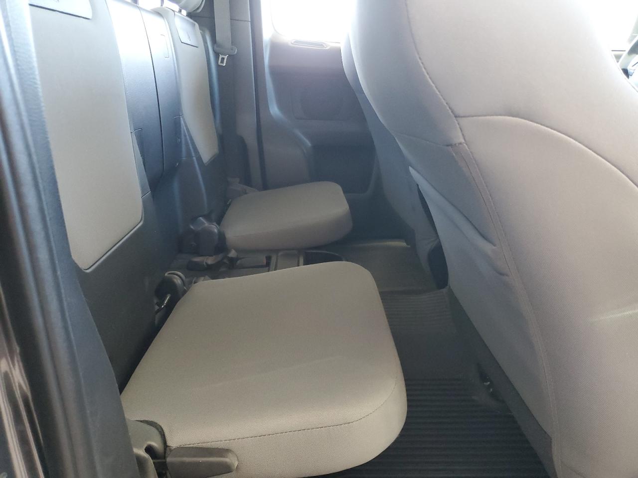 2019 Toyota Tacoma VIN 5TFSZ5AN5KX168328 Copart auction photo, front end damage thumbnail 10