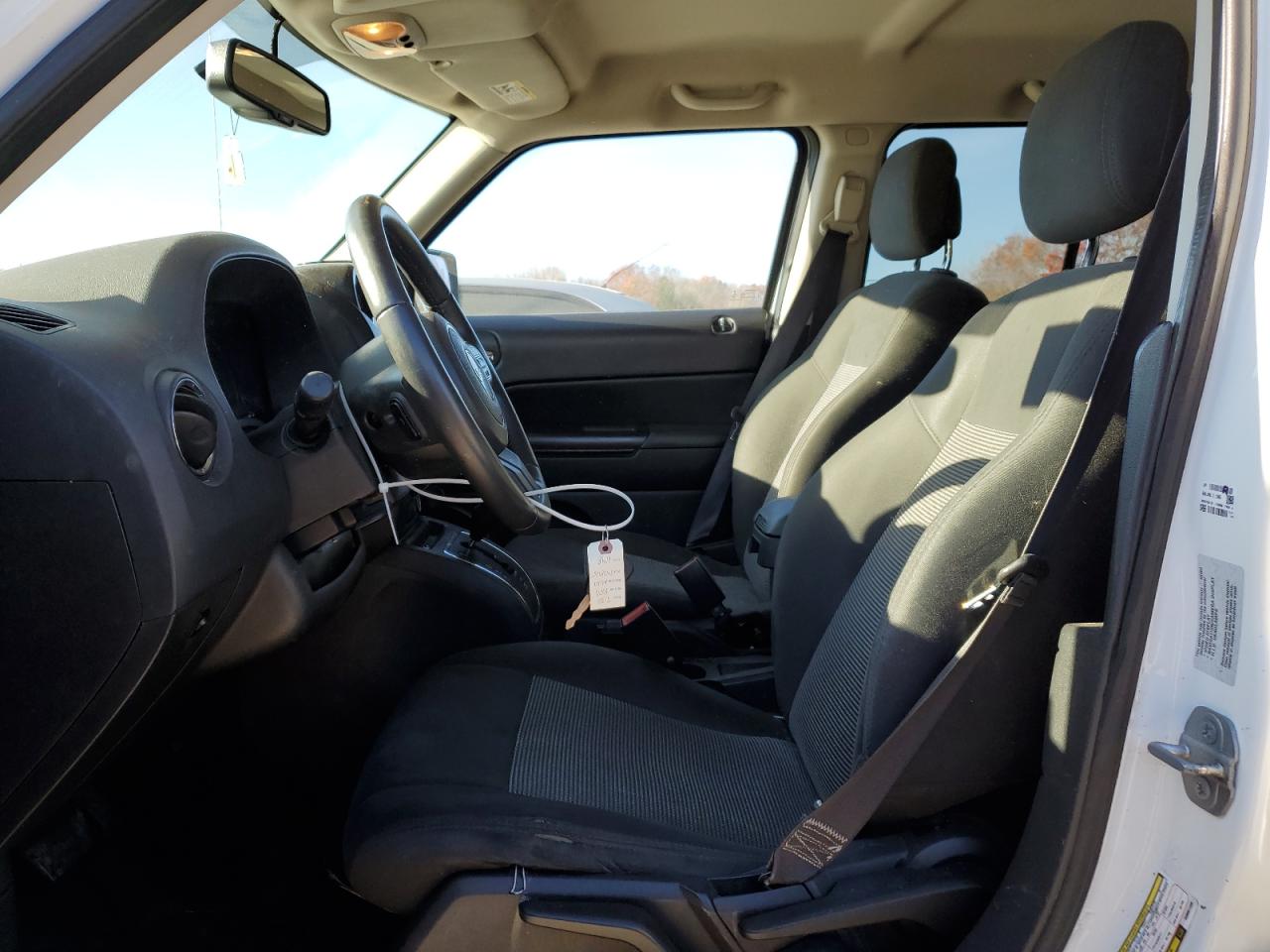 2016 Jeep Liberty (Patriot) VIN 1C4NJRFB4GD581148 Copart auction photo, side damage thumbnail 7