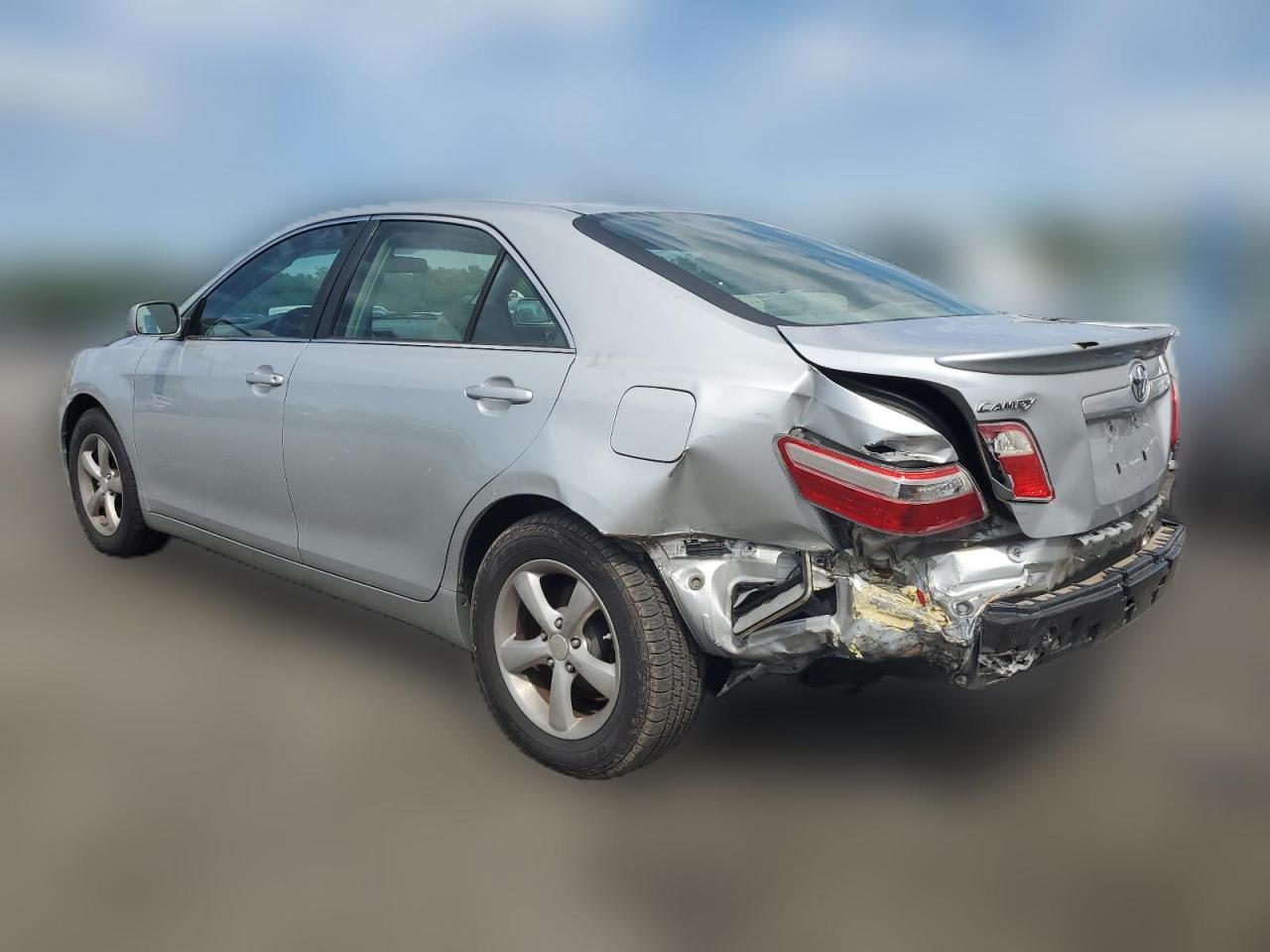 2007 Toyota Camry VIN 4T1BE46K27U507216 Copart auction photo, rear end / minor dent/scratches damage thumbnail 2