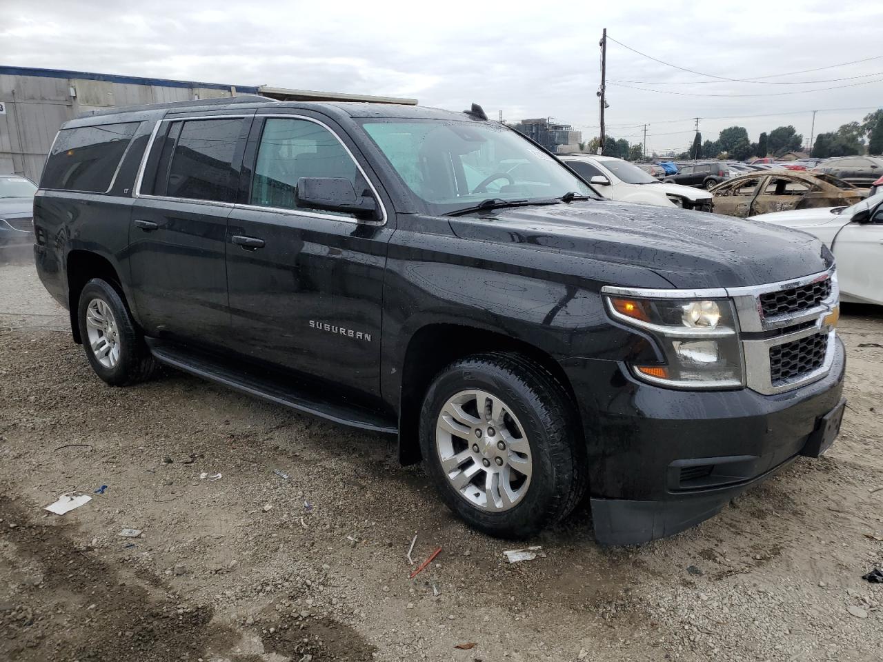 2020 Chevrolet Suburban VIN 1GNSKHKC6LR158522 Copart auction photo, side damage thumbnail 4