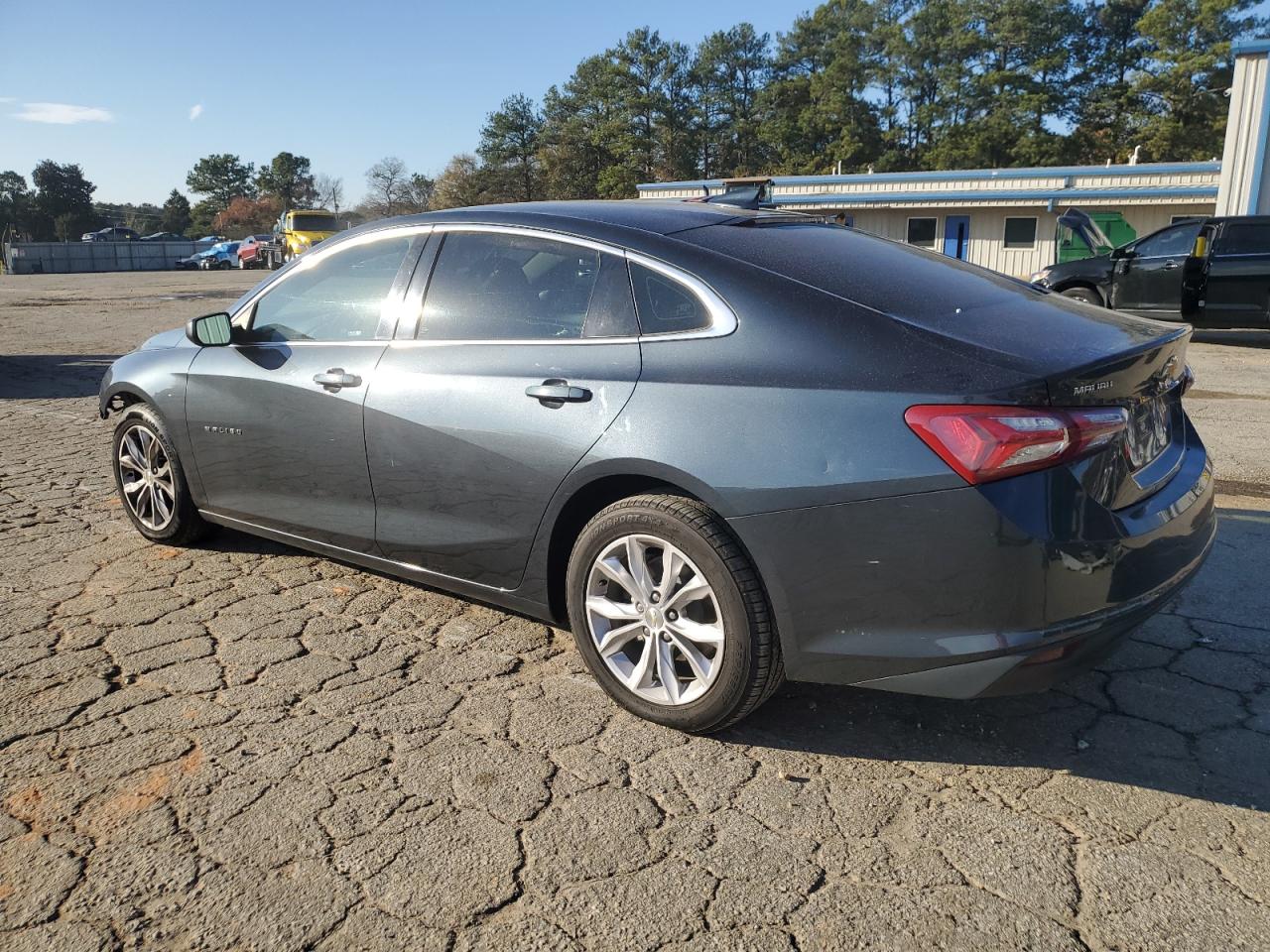 2019 Chevrolet Malibu VIN 1G1ZD5ST2KF157828 Copart auction photo, front end damage thumbnail 2